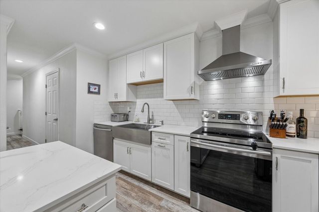 12634 Rip Van Winkle Drive 83, Houston, TX 77024