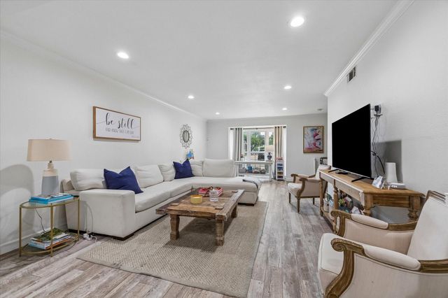 12634 Rip Van Winkle Drive 83, Houston, TX 77024