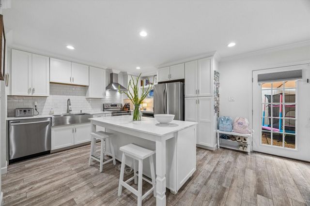 12634 Rip Van Winkle Drive 83, Houston, TX 77024