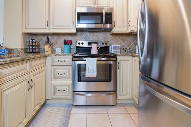 410 Melrose Pl Apt 313, Myrtle Beach, SC 29572