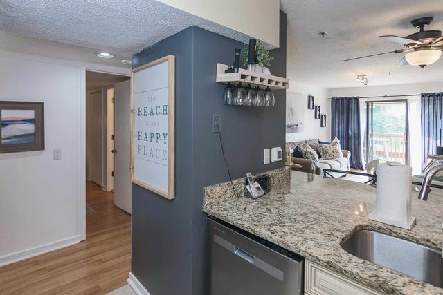 410 Melrose Pl Apt 313, Myrtle Beach, SC 29572