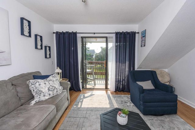 410 Melrose Pl Apt 313, Myrtle Beach, SC 29572