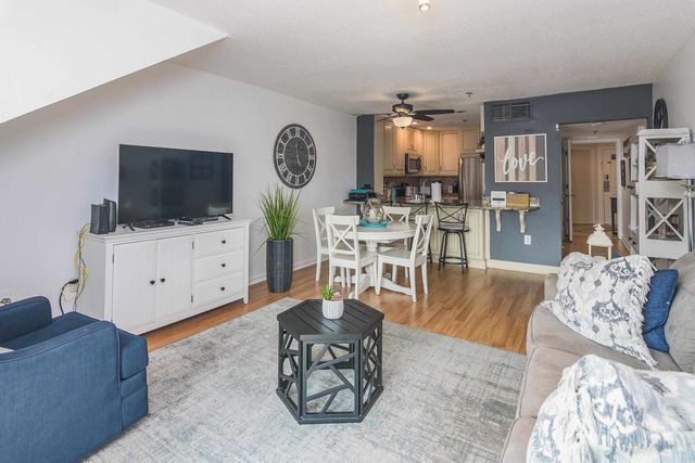 410 Melrose Pl Apt 313, Myrtle Beach, SC 29572