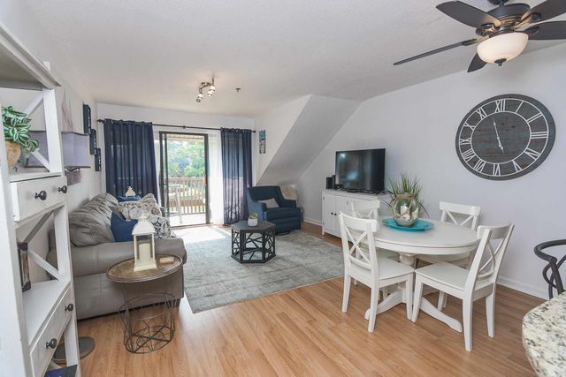 410 Melrose Pl Apt 313, Myrtle Beach, SC 29572