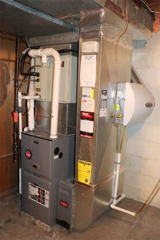 527 Vosburg Road, Webster, NY 14580