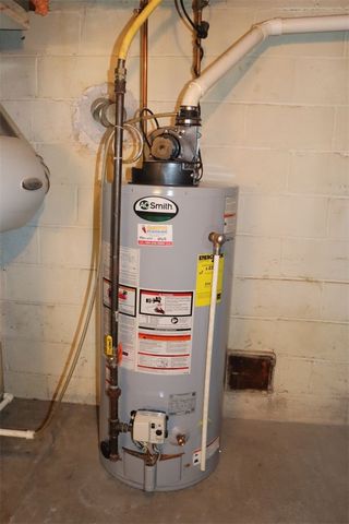 527 Vosburg Road, Webster, NY 14580