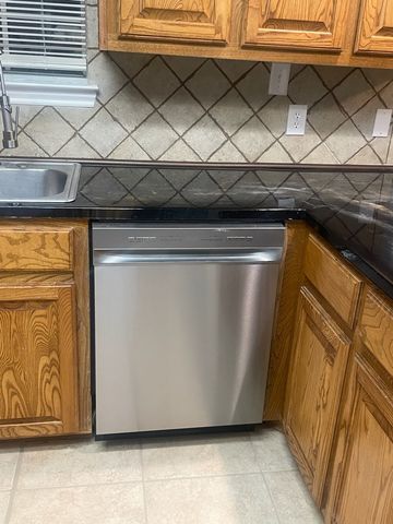 201 Chaparral Drive, Hillsboro, TX 76645