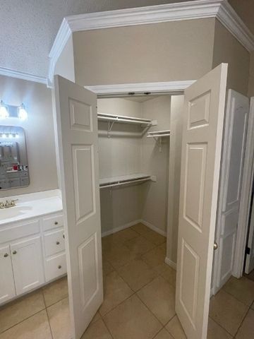 201 Chaparral Drive, Hillsboro, TX 76645