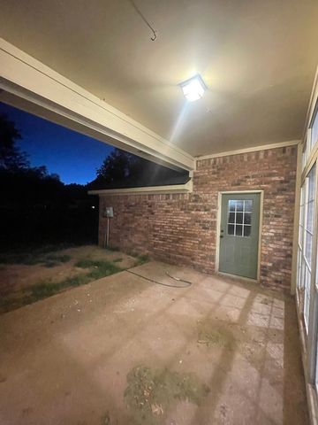 201 Chaparral Drive, Hillsboro, TX 76645