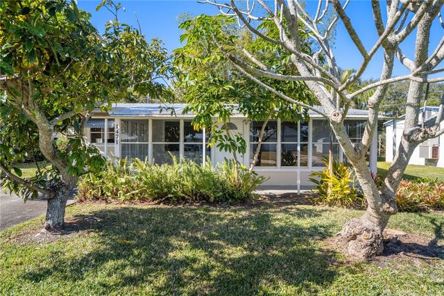 1471 4th Court, Vero Beach, FL 32960