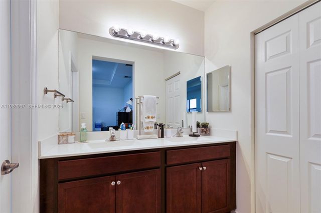 9015 NW 183rd St, Hialeah, FL 33018