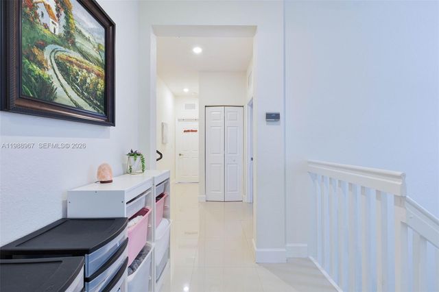 9015 NW 183rd St, Hialeah, FL 33018