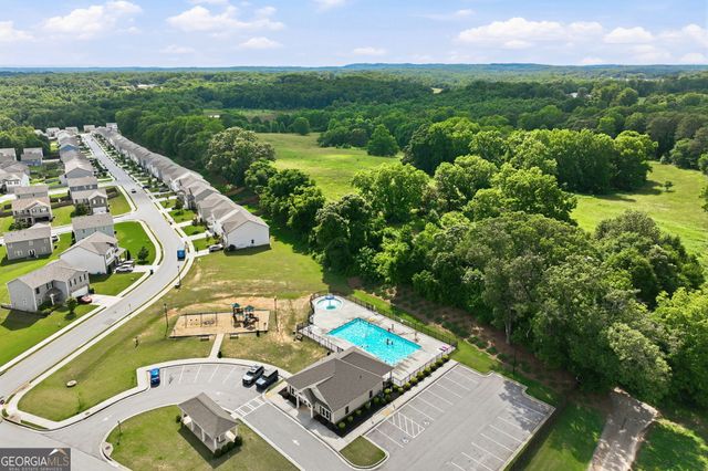728 Starbuck Parkway, Pendergrass, GA 30567