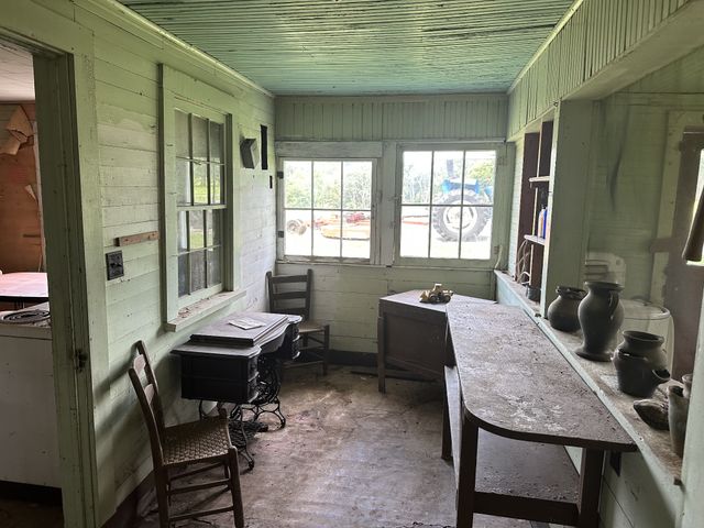1148 Plum Creek Rd, Sparta, TN 38583