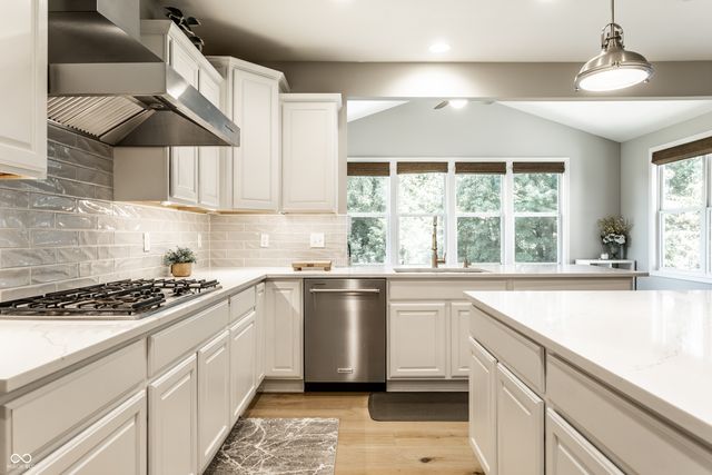 13651 Hiatt Drive, Carmel, IN 46074