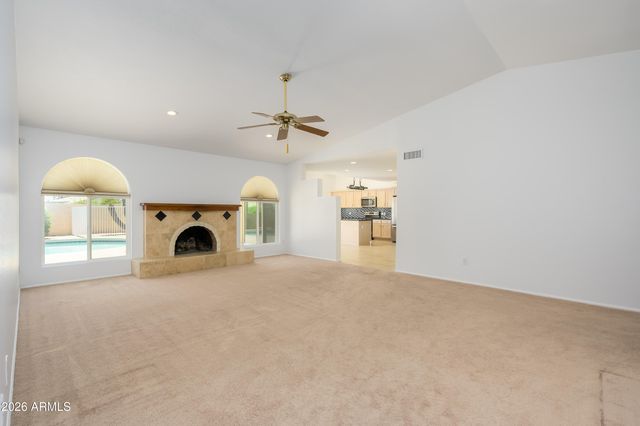 5917 E CLAIRE Drive, Scottsdale, AZ 85254