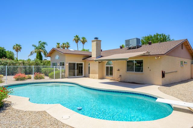 5917 E CLAIRE Drive, Scottsdale, AZ 85254