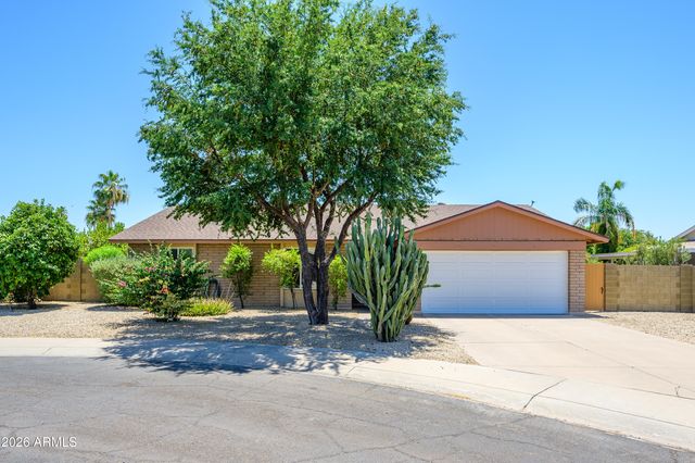 5917 E CLAIRE Drive, Scottsdale, AZ 85254