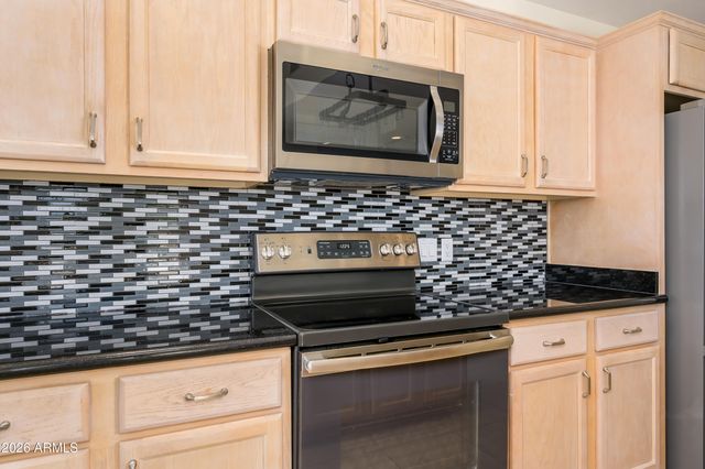 5917 E CLAIRE Drive, Scottsdale, AZ 85254