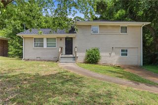 1608 W Austin Road, Decatur, GA 30032