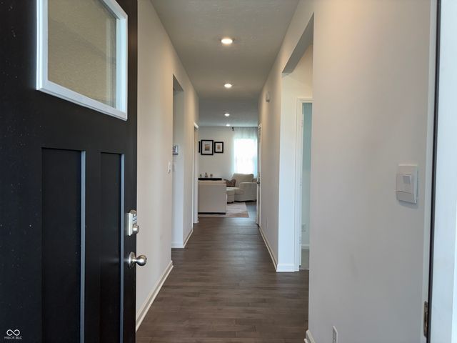 3779 S Village Row, New Palestine, IN 46163