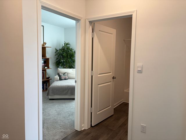 3779 S Village Row, New Palestine, IN 46163