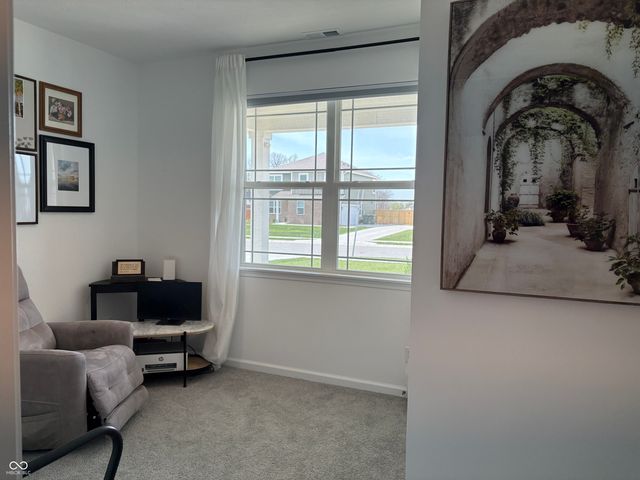 3779 S Village Row, New Palestine, IN 46163