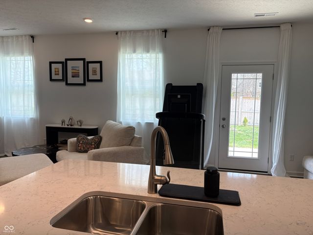 3779 S Village Row, New Palestine, IN 46163