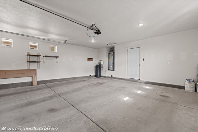 921 Shadow Hawk Ridge, Mesquite, NV 89027