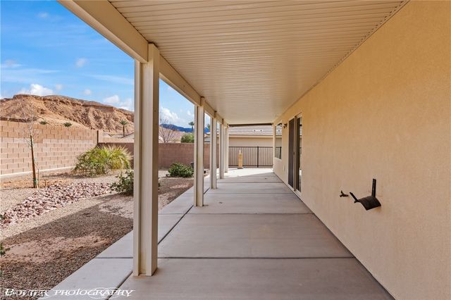 921 Shadow Hawk Ridge, Mesquite, NV 89027