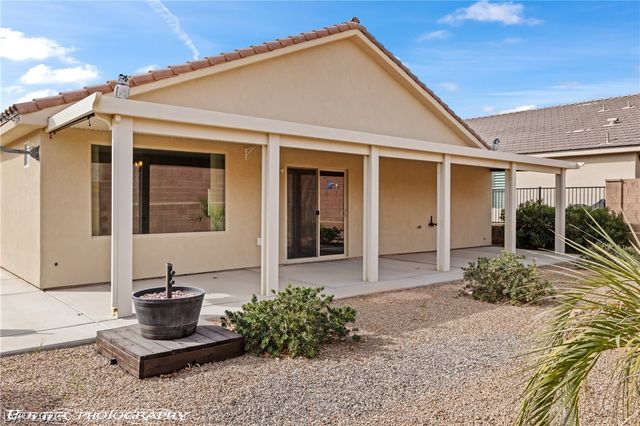 921 Shadow Hawk Ridge, Mesquite, NV 89027