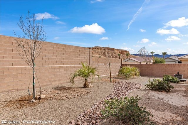 921 Shadow Hawk Ridge, Mesquite, NV 89027