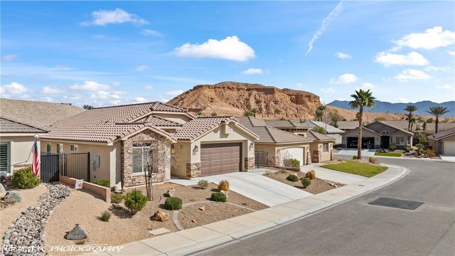 921 Shadow Hawk Ridge, Mesquite, NV 89027
