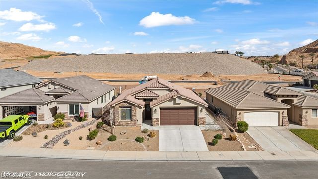 921 Shadow Hawk Ridge, Mesquite, NV 89027