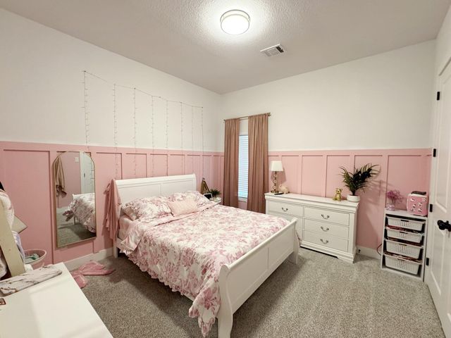 431 Wellshire Drive, West Columbia, TX 77486