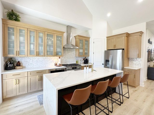 431 Wellshire Drive, West Columbia, TX 77486