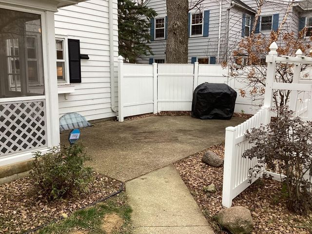 210 Lee Place, Albert Lea, MN 56007