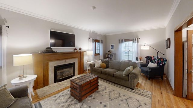 210 Lee Place, Albert Lea, MN 56007