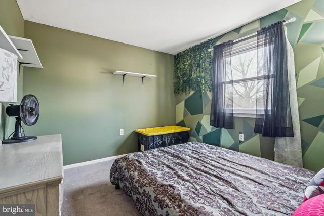 100 GARDEN AVE, Blackwood, NJ 08012