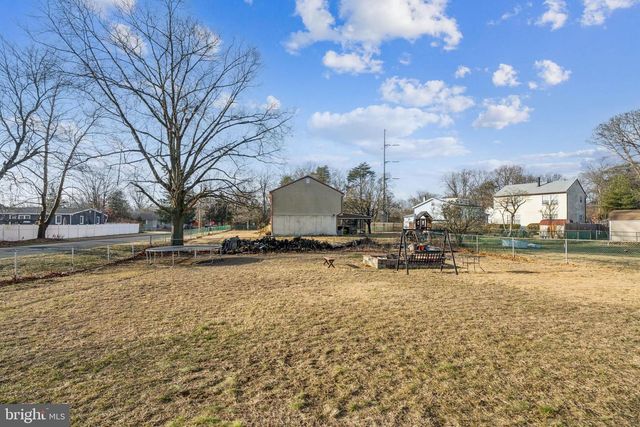 100 GARDEN AVE, Blackwood, NJ 08012