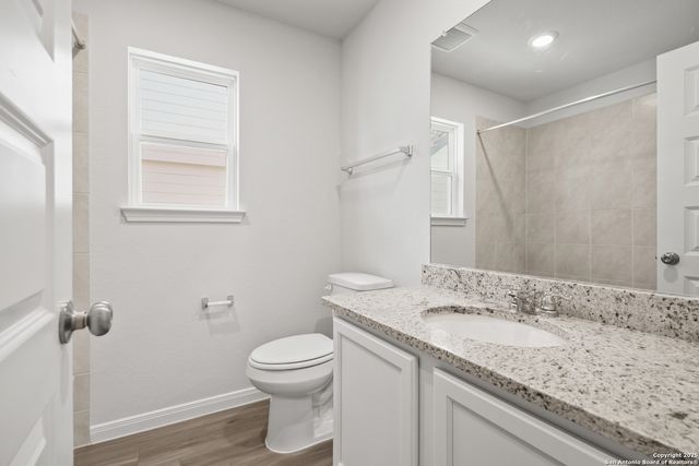 1204 Sweden, Seguin, TX 78155