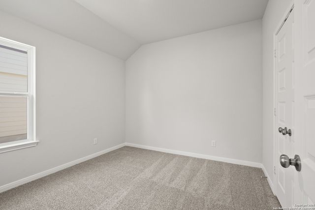 1204 Sweden, Seguin, TX 78155