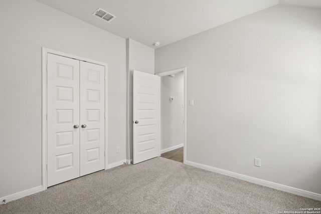 1204 Sweden, Seguin, TX 78155