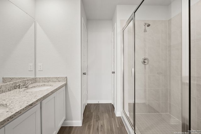 1204 Sweden, Seguin, TX 78155