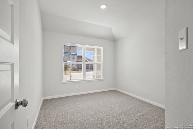 1204 Sweden, Seguin, TX 78155