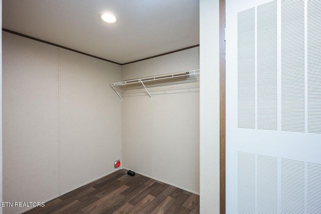 365 Harmon Lane, Lenoir City, TN 37771