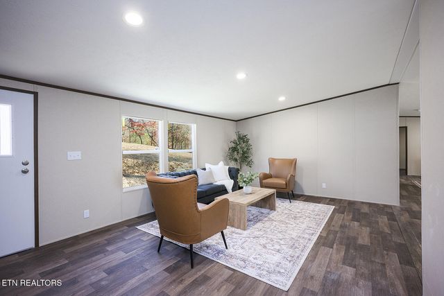 365 Harmon Lane, Lenoir City, TN 37771