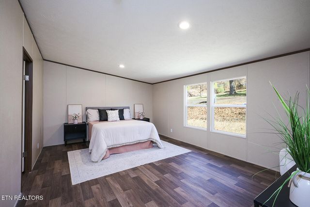 365 Harmon Lane, Lenoir City, TN 37771