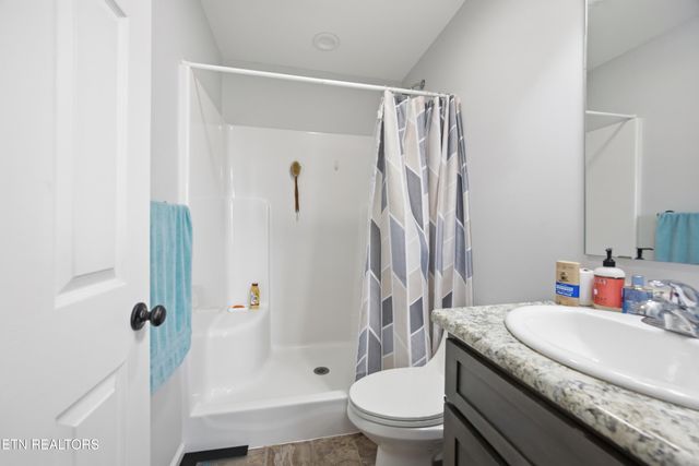 722 Williams Creek Rd, Oneida, TN 37841