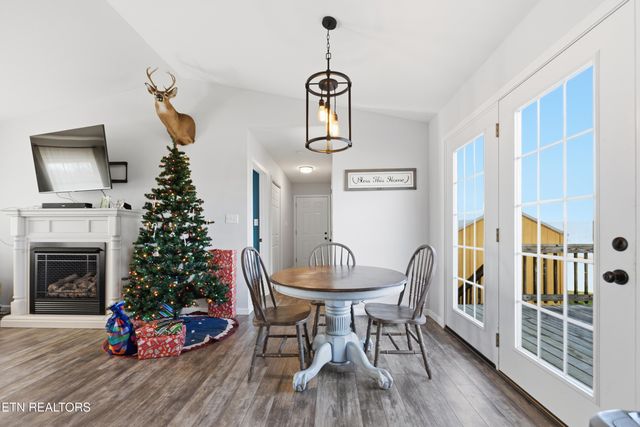 722 Williams Creek Rd, Oneida, TN 37841